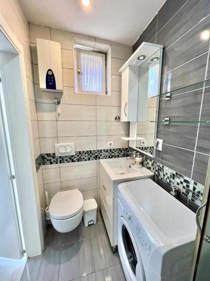 Apartment Kiki Kotor Bagian luar foto