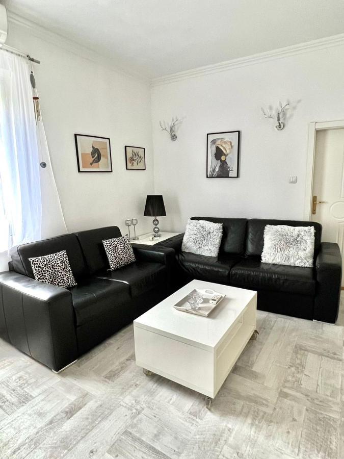 Apartment Kiki Kotor Bagian luar foto