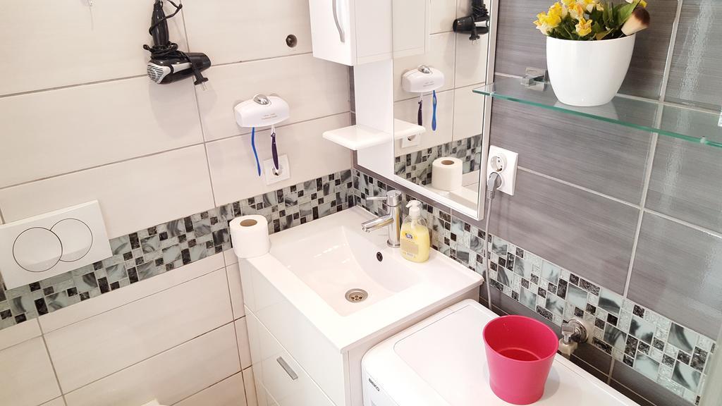 Apartment Kiki Kotor Bagian luar foto